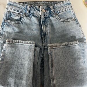 American Eagle Outfitters Light Wash High-Rise Straight Leg US 000 Short